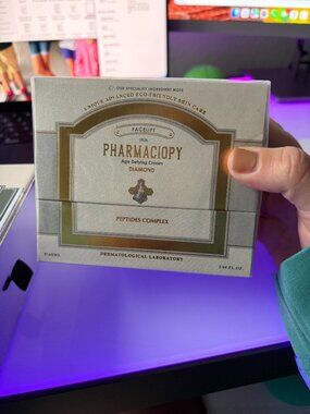 Pharmaciopy age defying cream